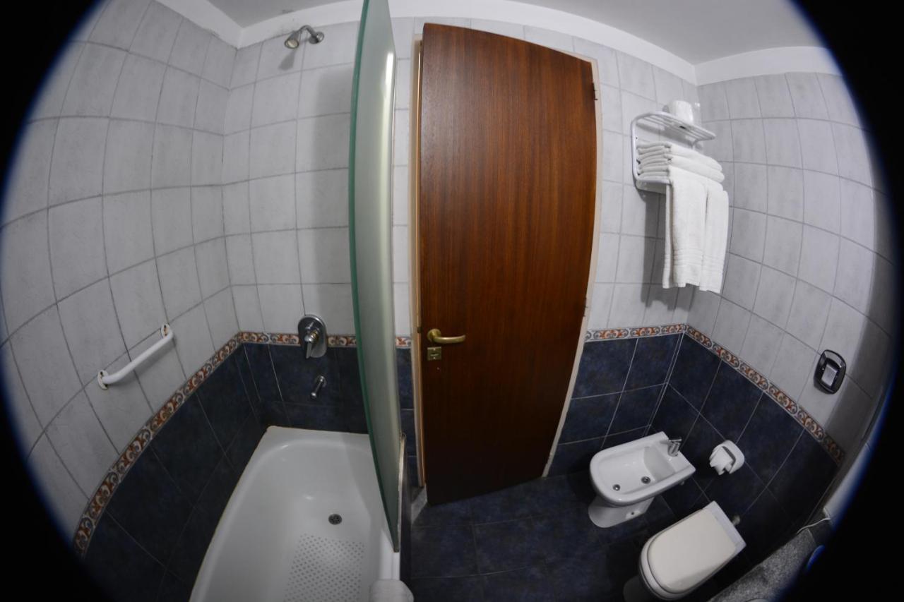 Apart Hotel Alvear โรซาริโอ ภายนอก รูปภาพ